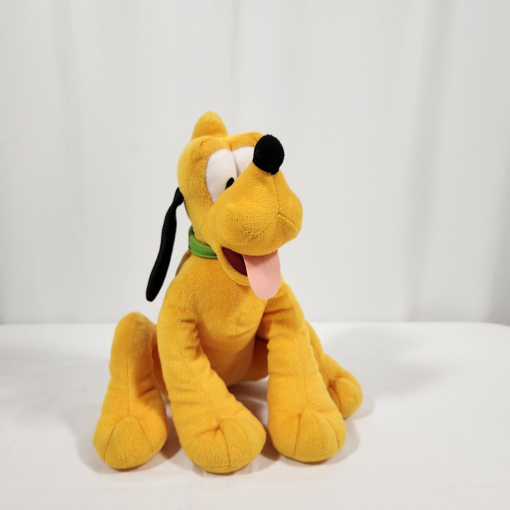 Pluto Disney 12in Plushie Stuffed Animal